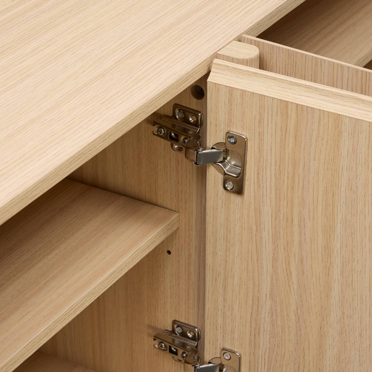 Rechteckiger TV-Schrank mit 4 T&uuml;ren und 2 Ebenen "John" Beige, 171x39,5 cm Beige
