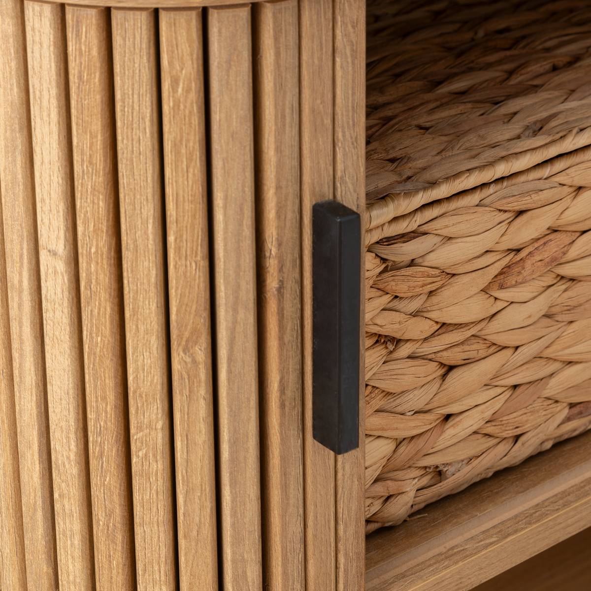 TV-Schrank 2 Türen "Colva" Eicheffekt, 40x140 cm Beige