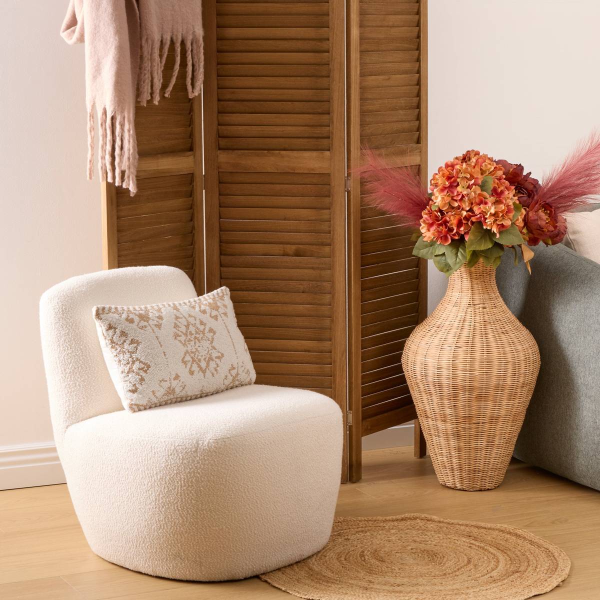Armchair "Leone" White White