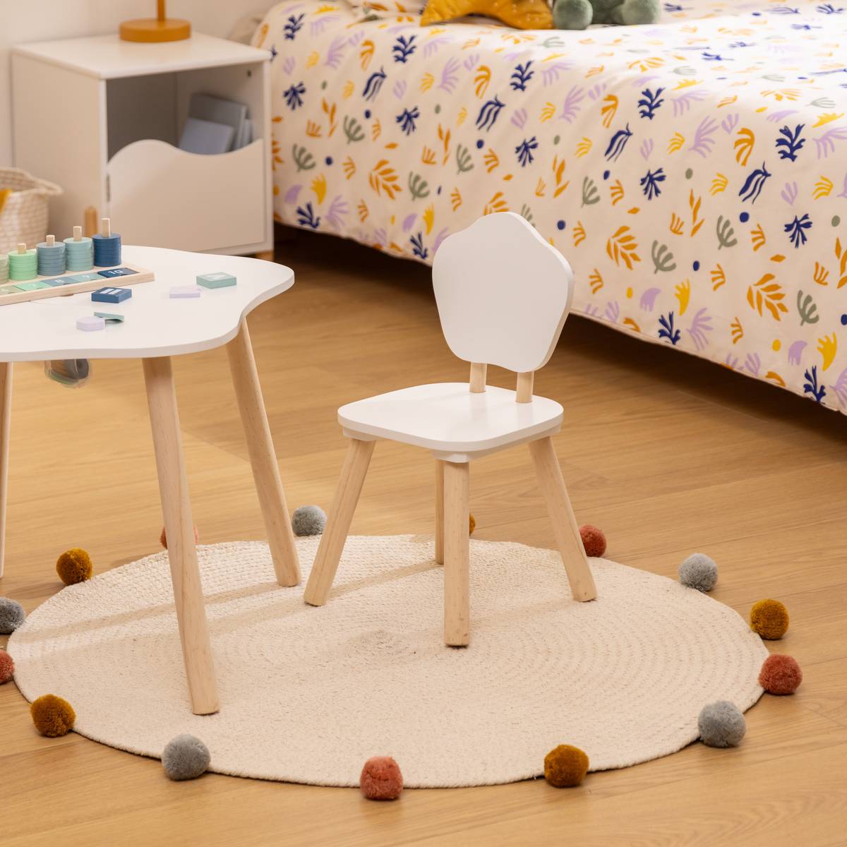 Child's Chair "Gentleness" White White