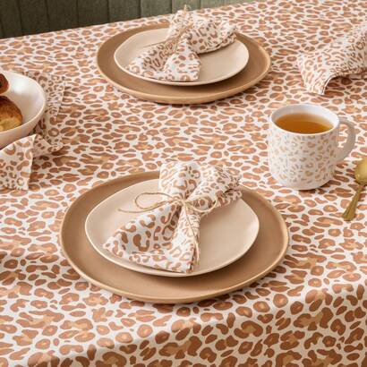 Table linen Placemats, napkins