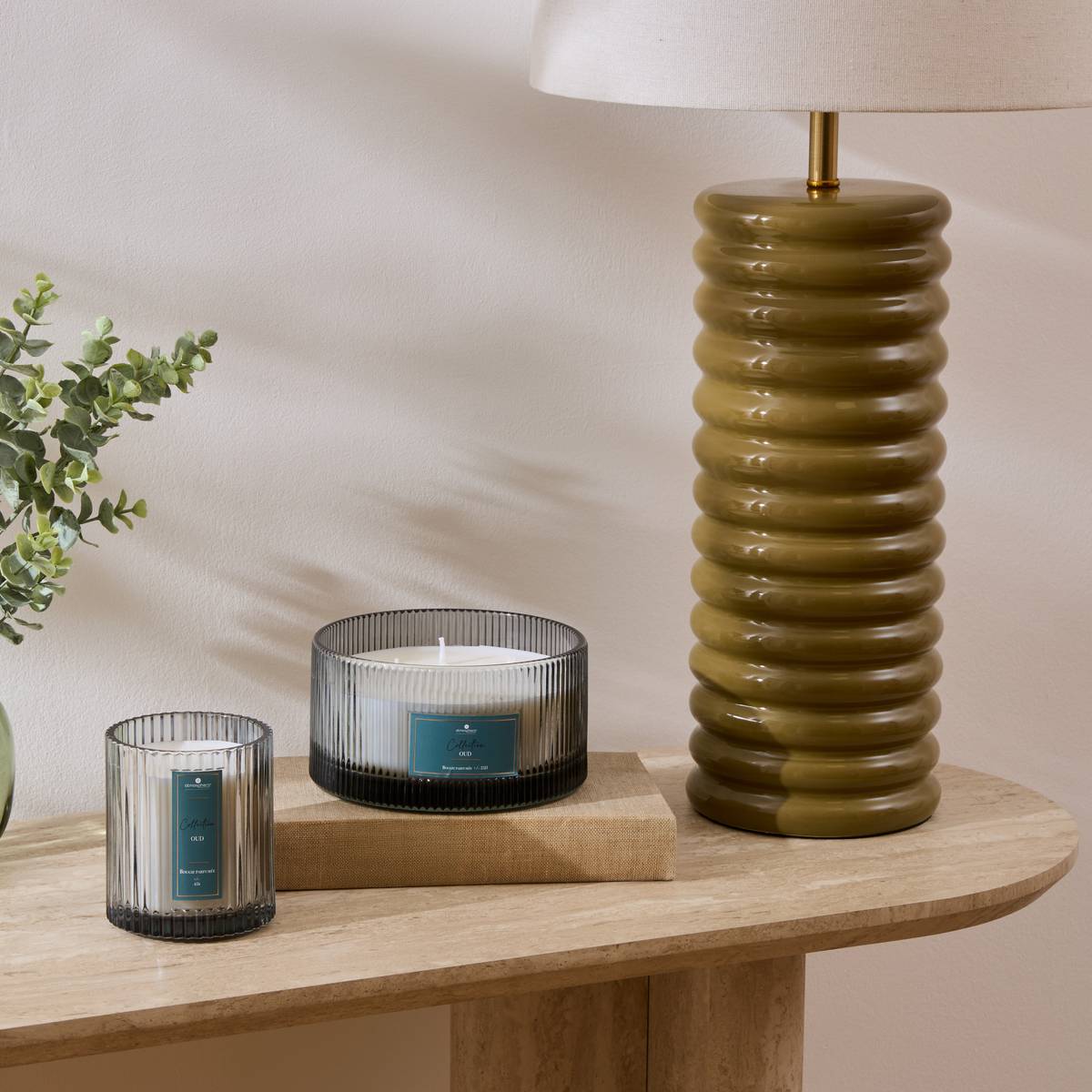 Scented Candle "Albie" Oud wood, Gray, 635g Oud