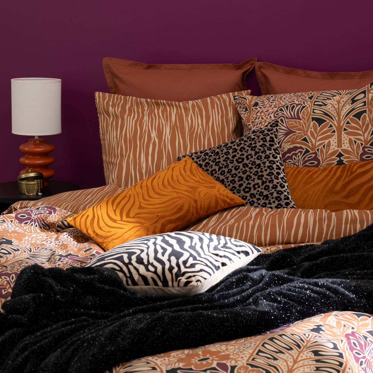 Cushion "Lynra" Black, 40x40 cm Black 2