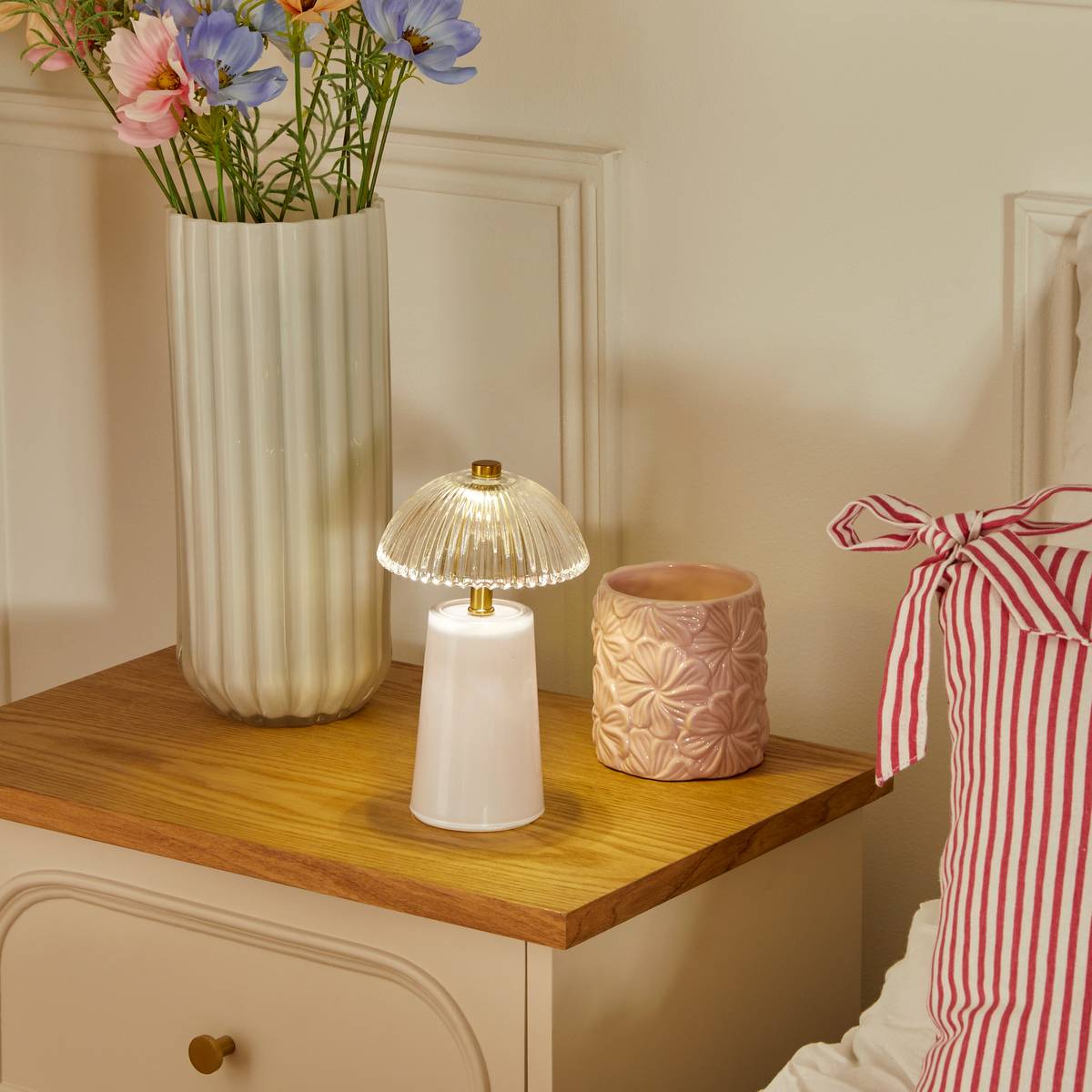 Scented candle "Rose Blossom" Multiple scents, 270g Model A