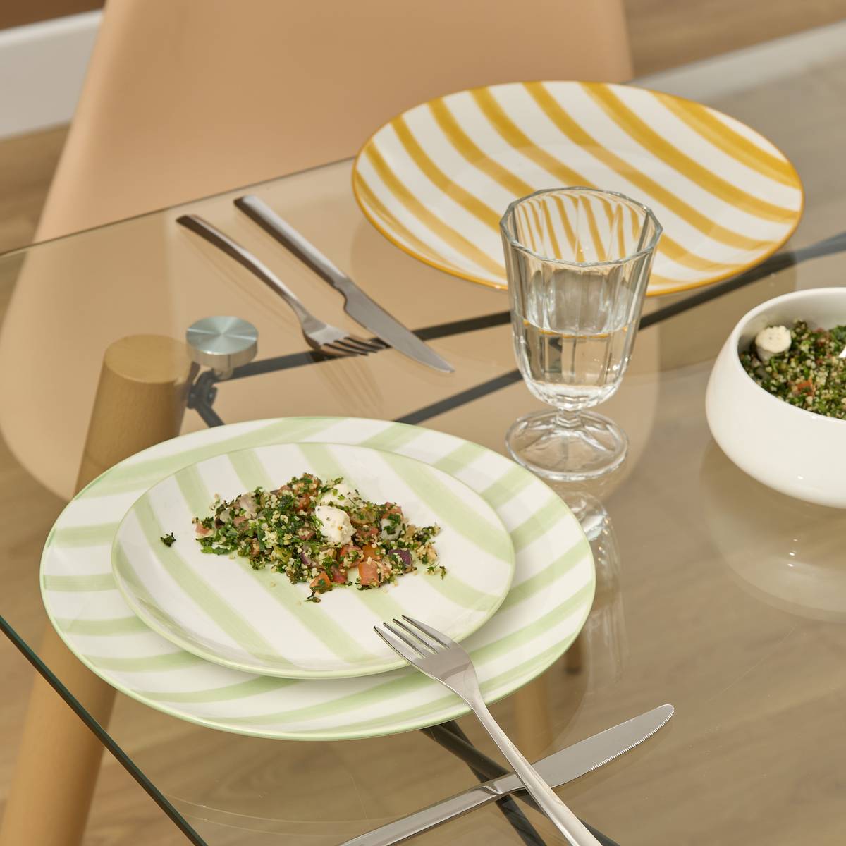 Set of 6 Dinner Plates "Charlie" Porcelain, D.26.8 cm Yellow