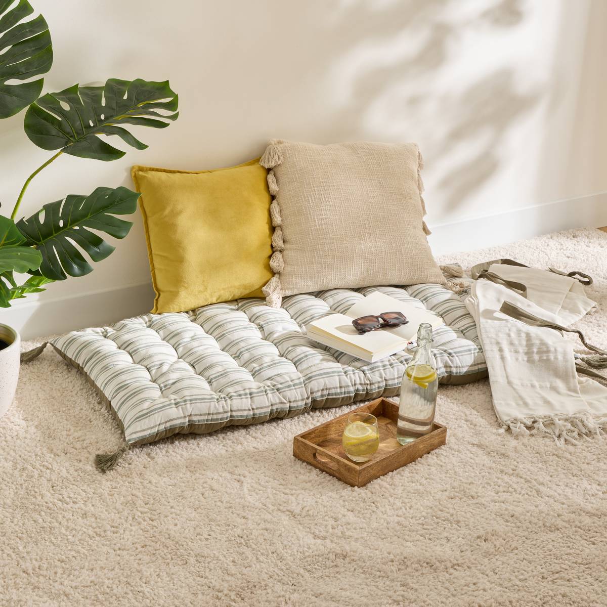 Floor Cushion "Groove" Green, 120x60 cm Green
