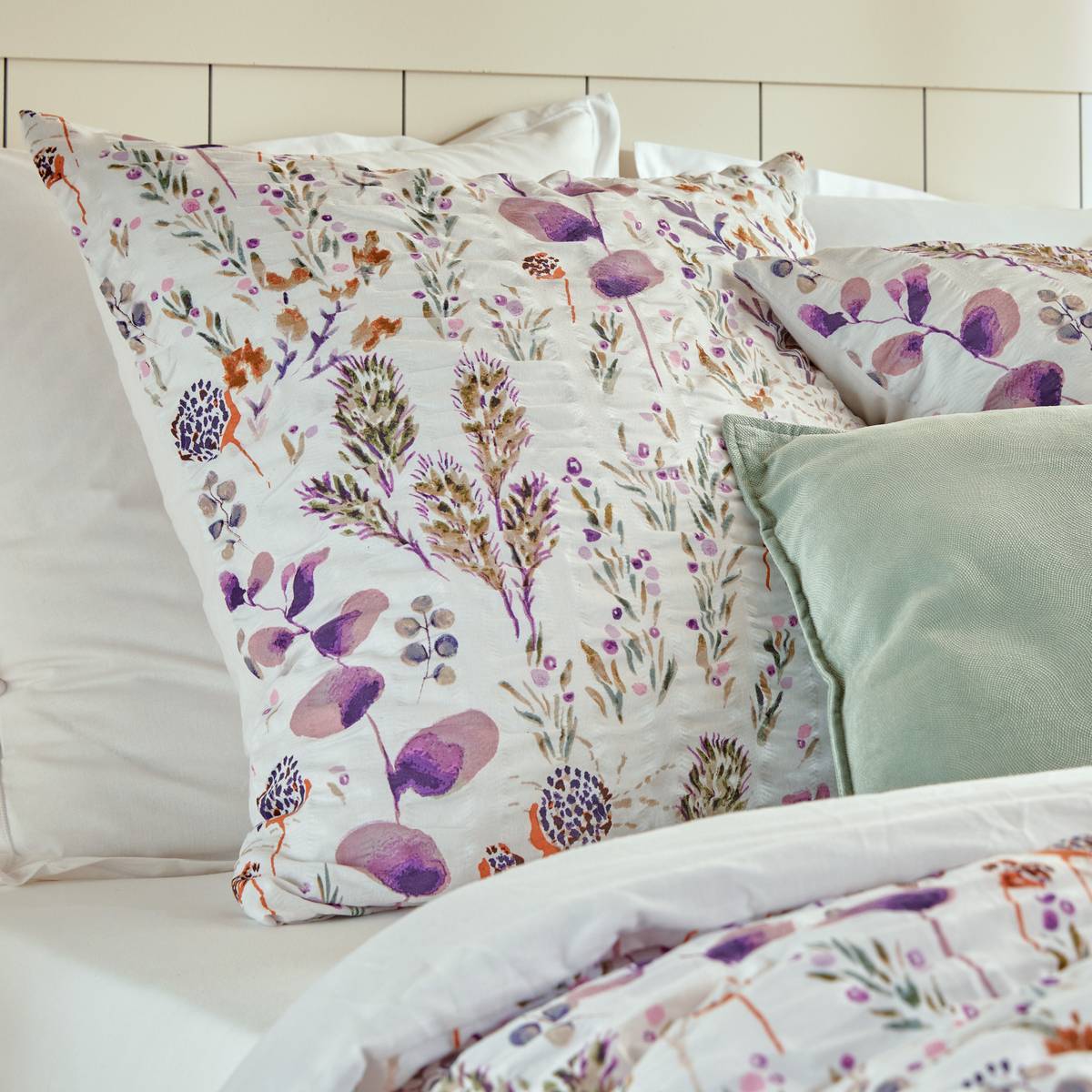 "Floral" Bedding Set White, 240x220 cm White 1