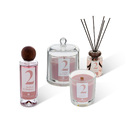 Fragrance gift set "Numia" Strawberry, 2 candles 180/240g, 1 diffuser 180 ml, 1 spray 100 ml Strawberry