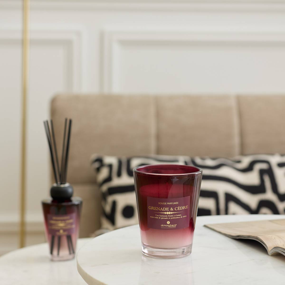 Scented Candle "Alma" Pomegranate and cedar, 270g Grenade / cèdre