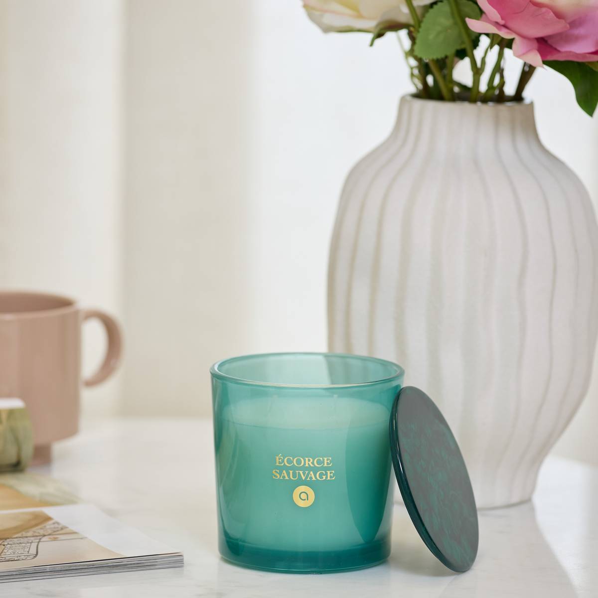 Round scented candle "Liana" Wild Bark, 315g écorce sauvage