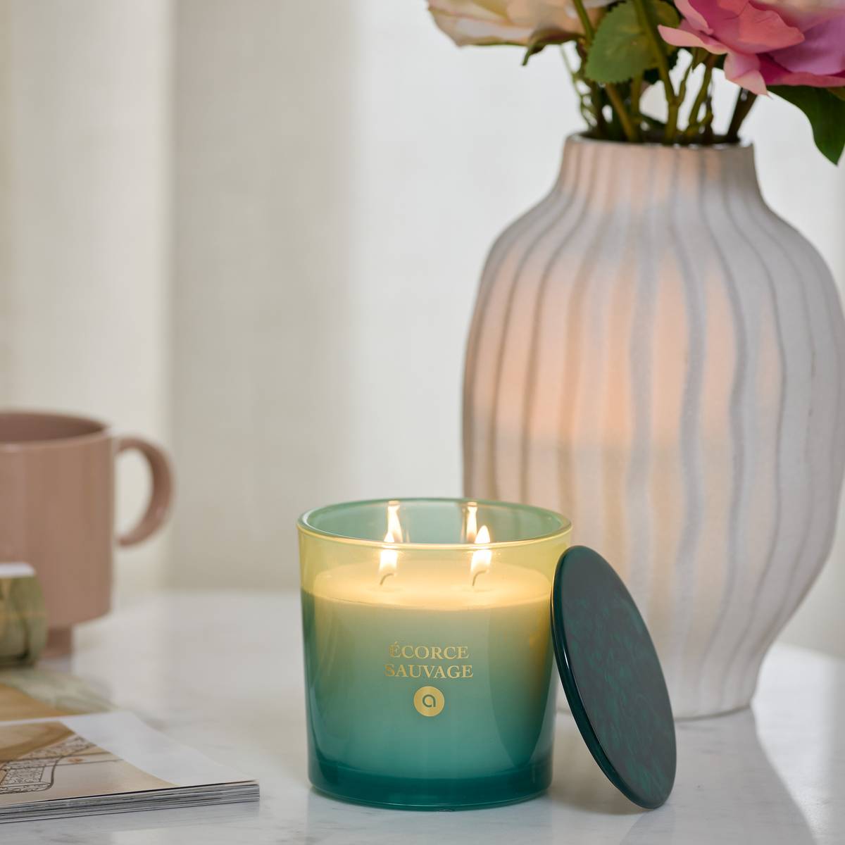Round scented candle "Liana" Wild Bark, 315g écorce sauvage