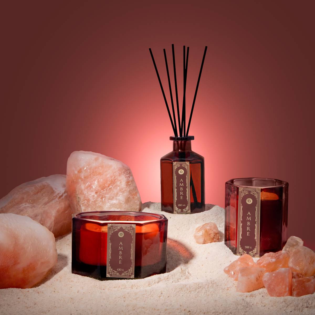 Hexagonal scented candle "Lucien " Amber, 430g Amber