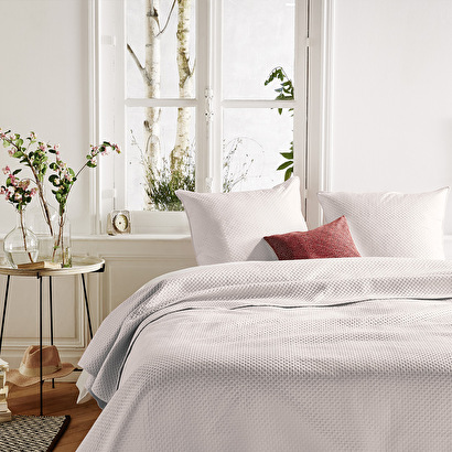 Bedspread, 2 pillowcases "dolce" ivory white, 260x240 cm