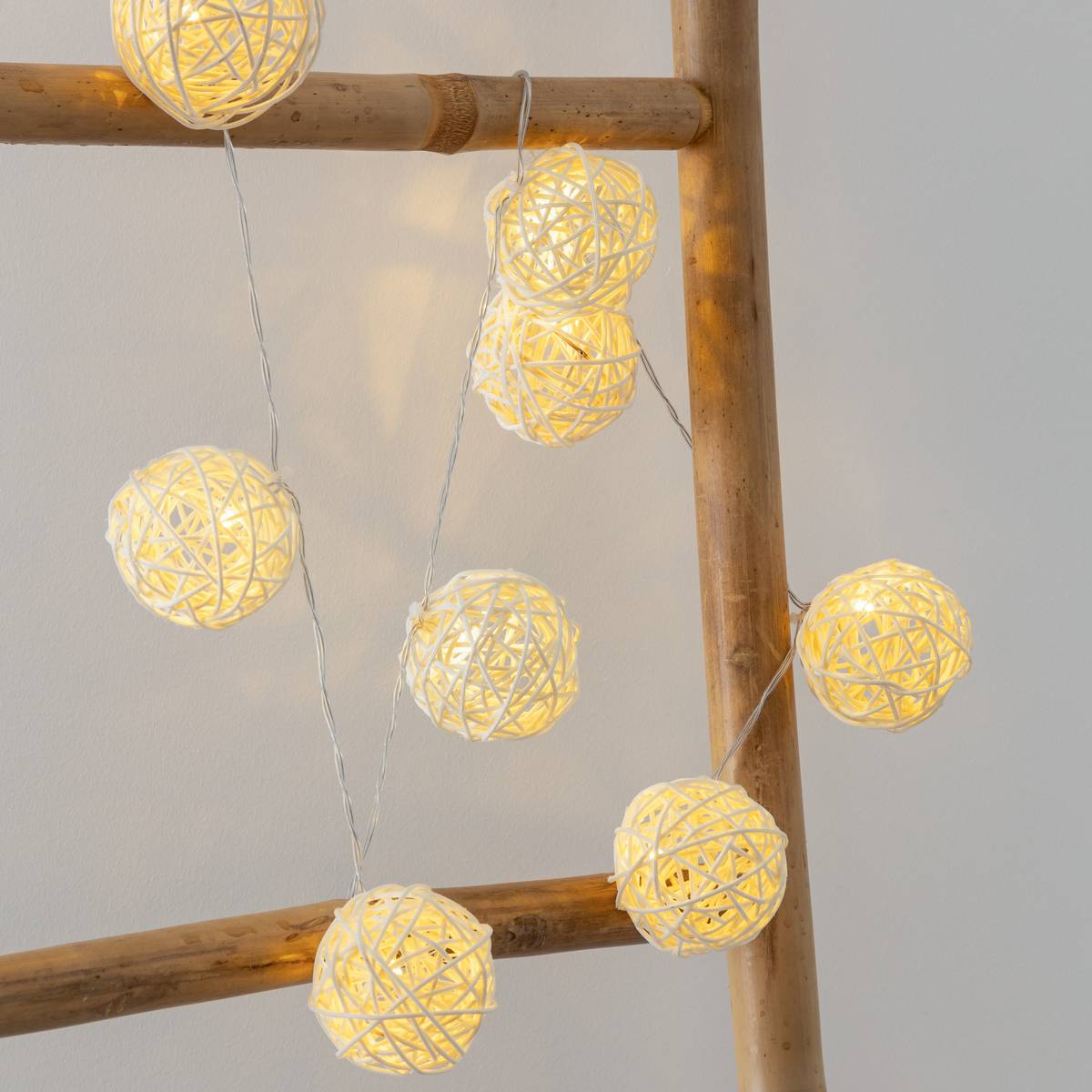 LED Garland 10 Balls, Battery Ivory white, L.162 cm Ivory white
