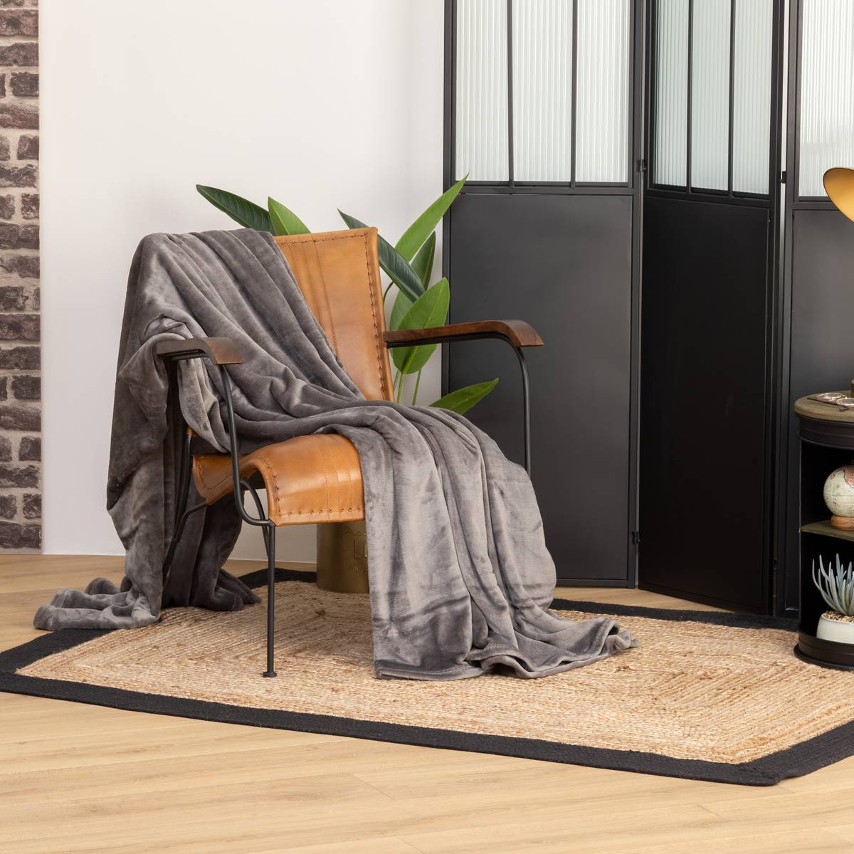 Flannel throw Slate grey, 180x230 cm Slate grey