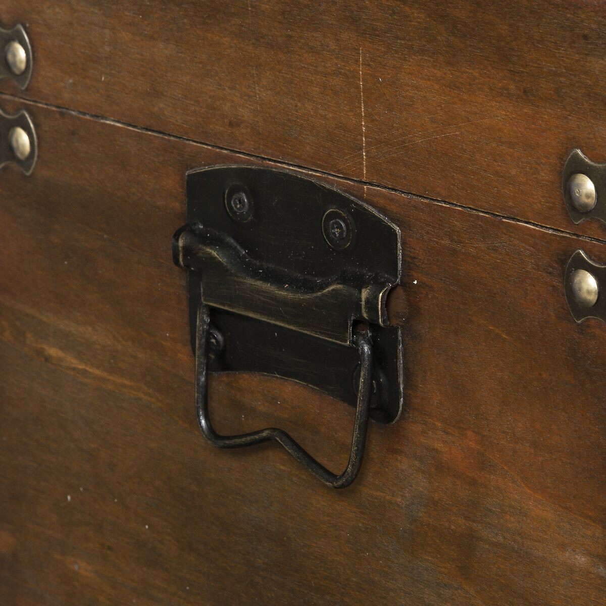 Dark Wood Chest 6 bottles Brown