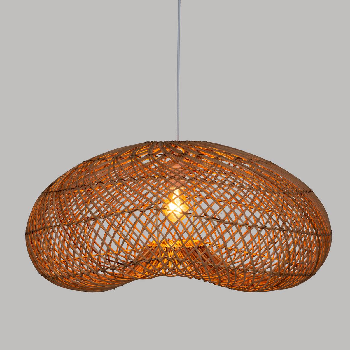 Pendant Light "Jeny" Rattan, D.68 cm Natural wood