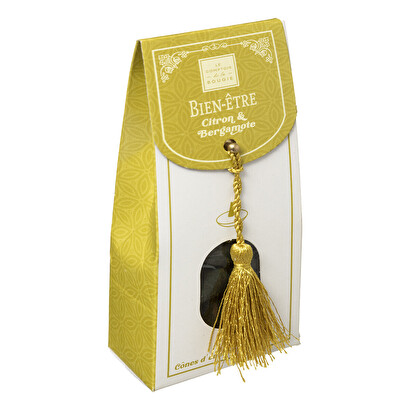 Candles, scents Home fragrances