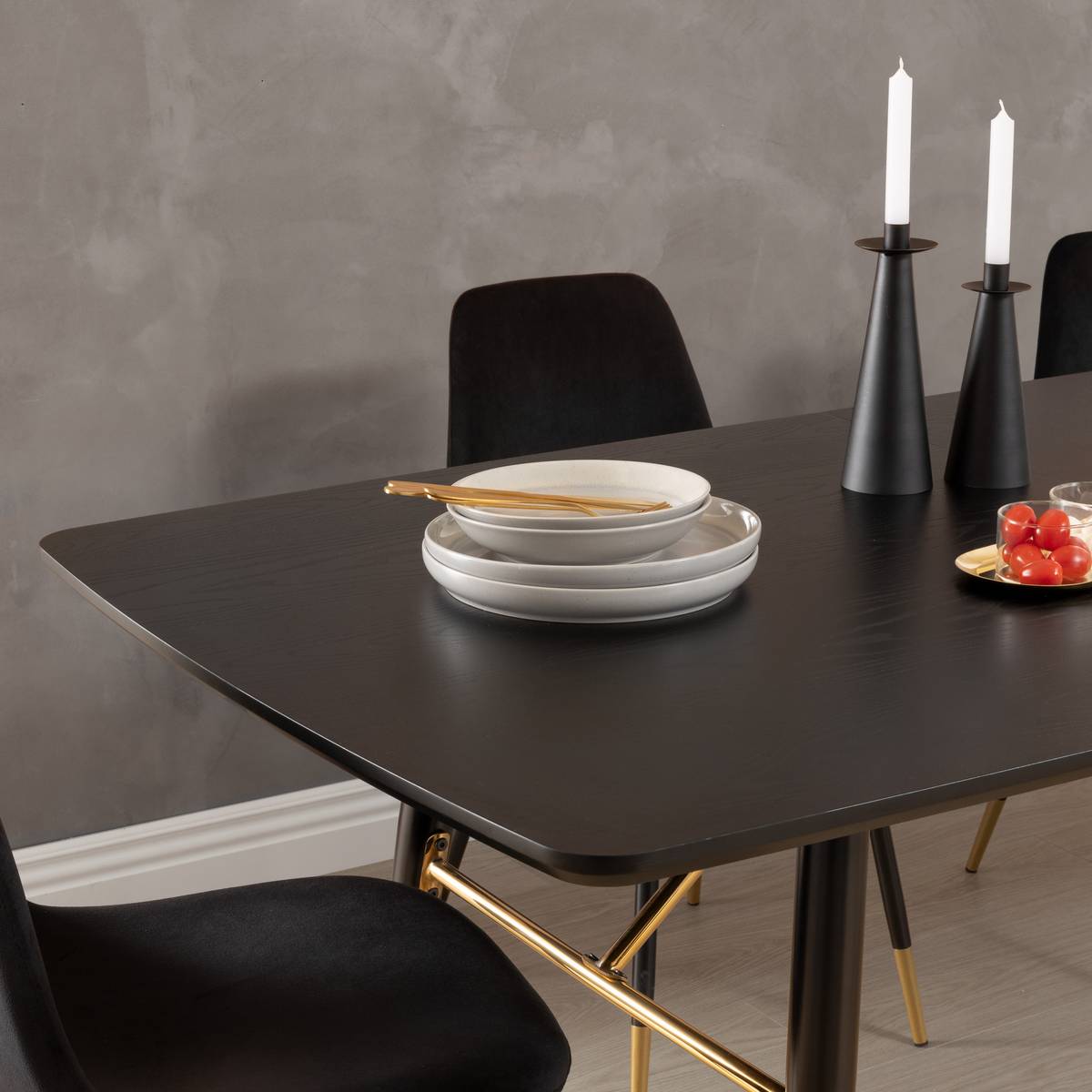 Extendable Dining Table "Aubrey" Black, 180x220 cm Black