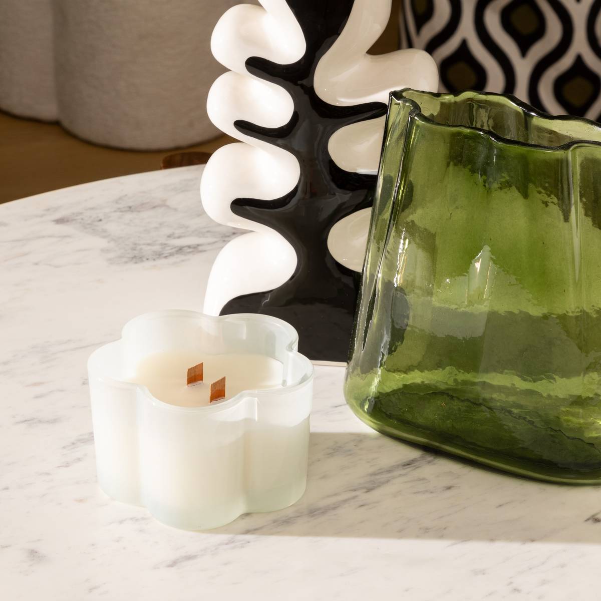 Scented Candle "Twisted Lime" 330g Black