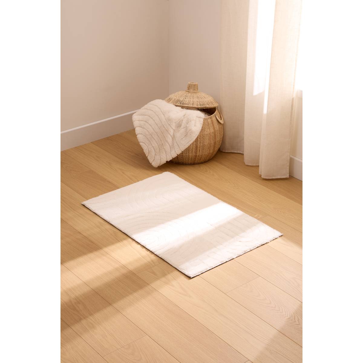 Alfombra de piel sint&eacute;tica "Arka" Marfil, 90x60 cm Marfil