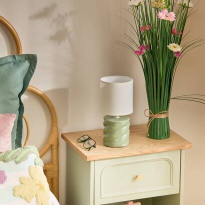 L&aacute;mpara "noly" verde celad&oacute;n, h.27 cm