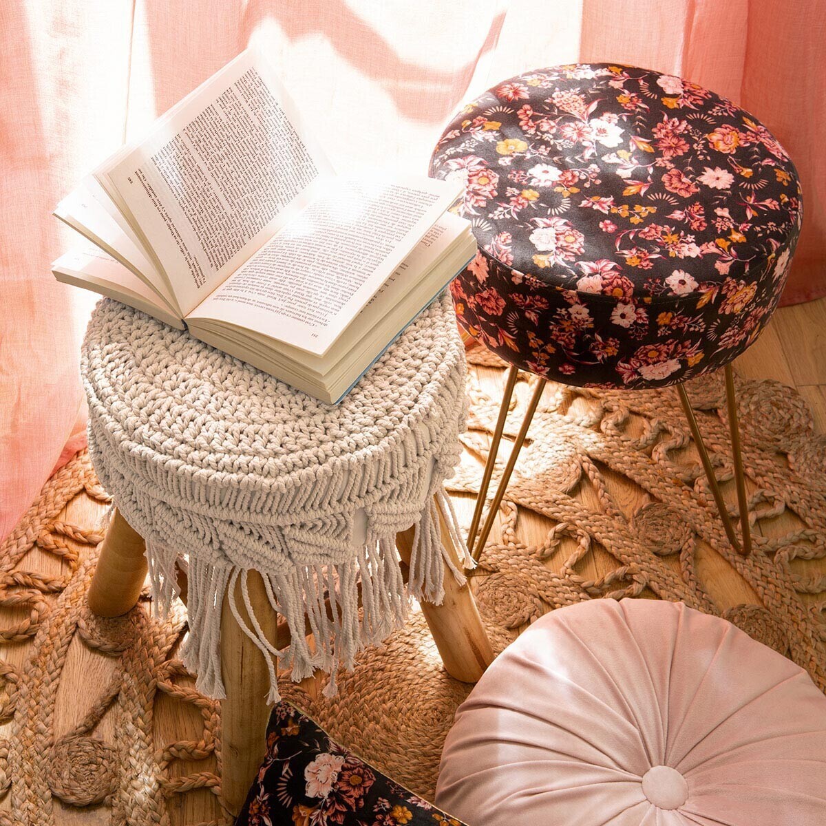 Taburete Macram&eacute; y madera Beige