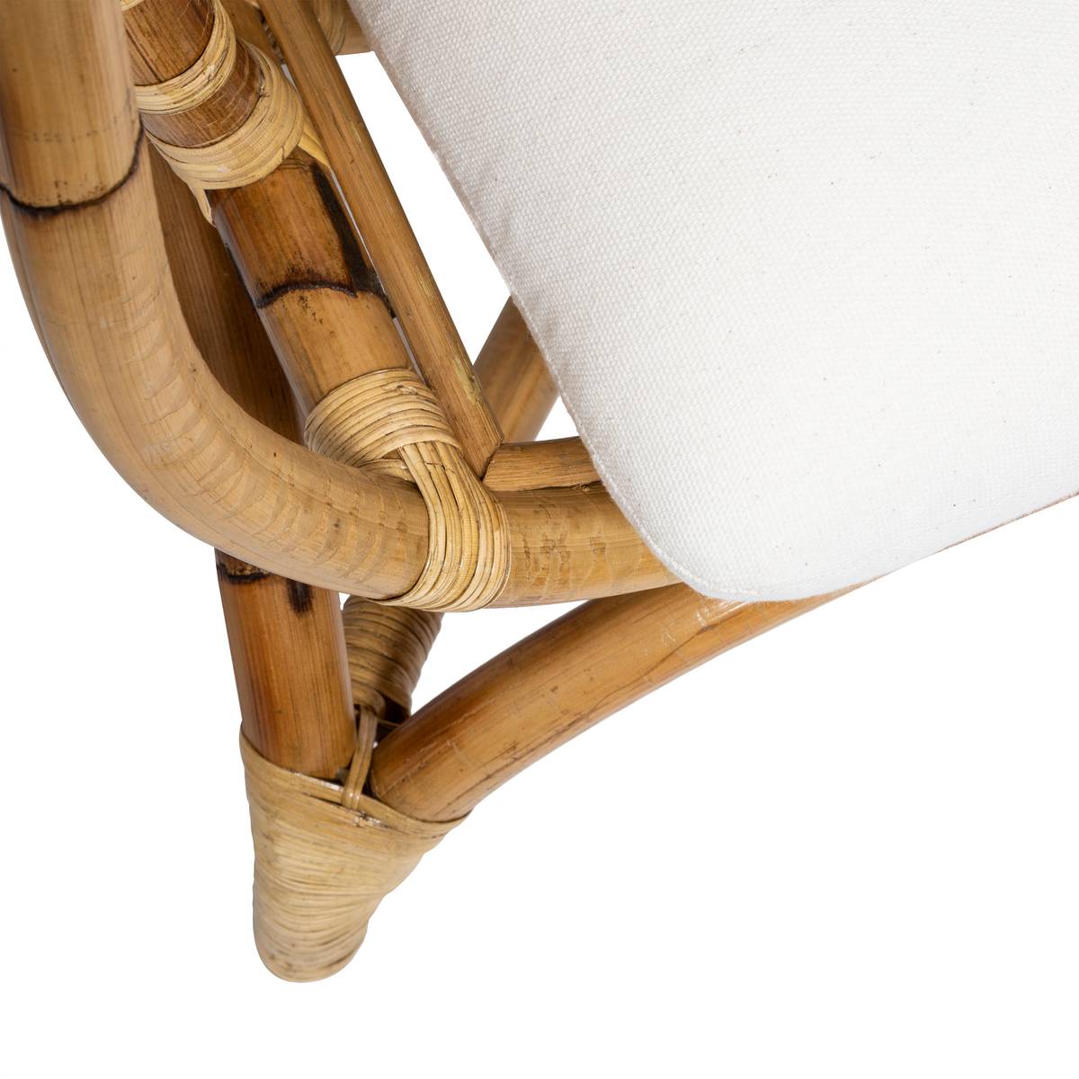 Sillón "Farah" Ratán, Tela Blanca Blanco