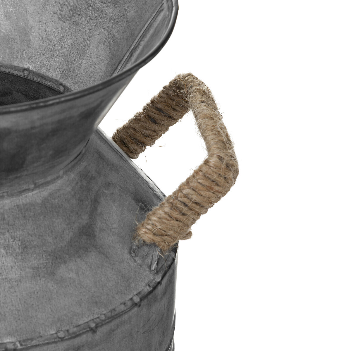 Jarra de leche, metal