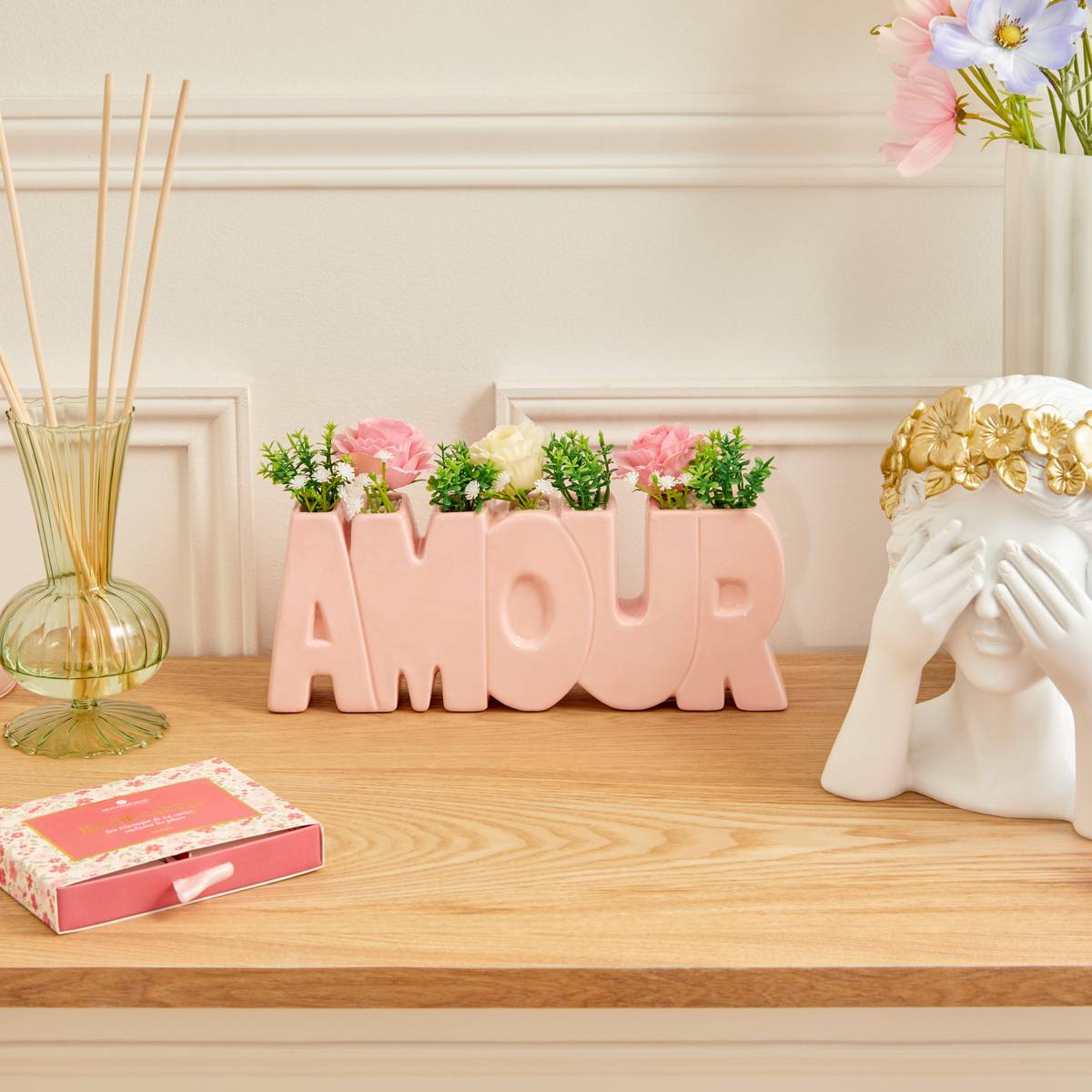 Composition florale Fleur de rose Objets déco Objets à poser