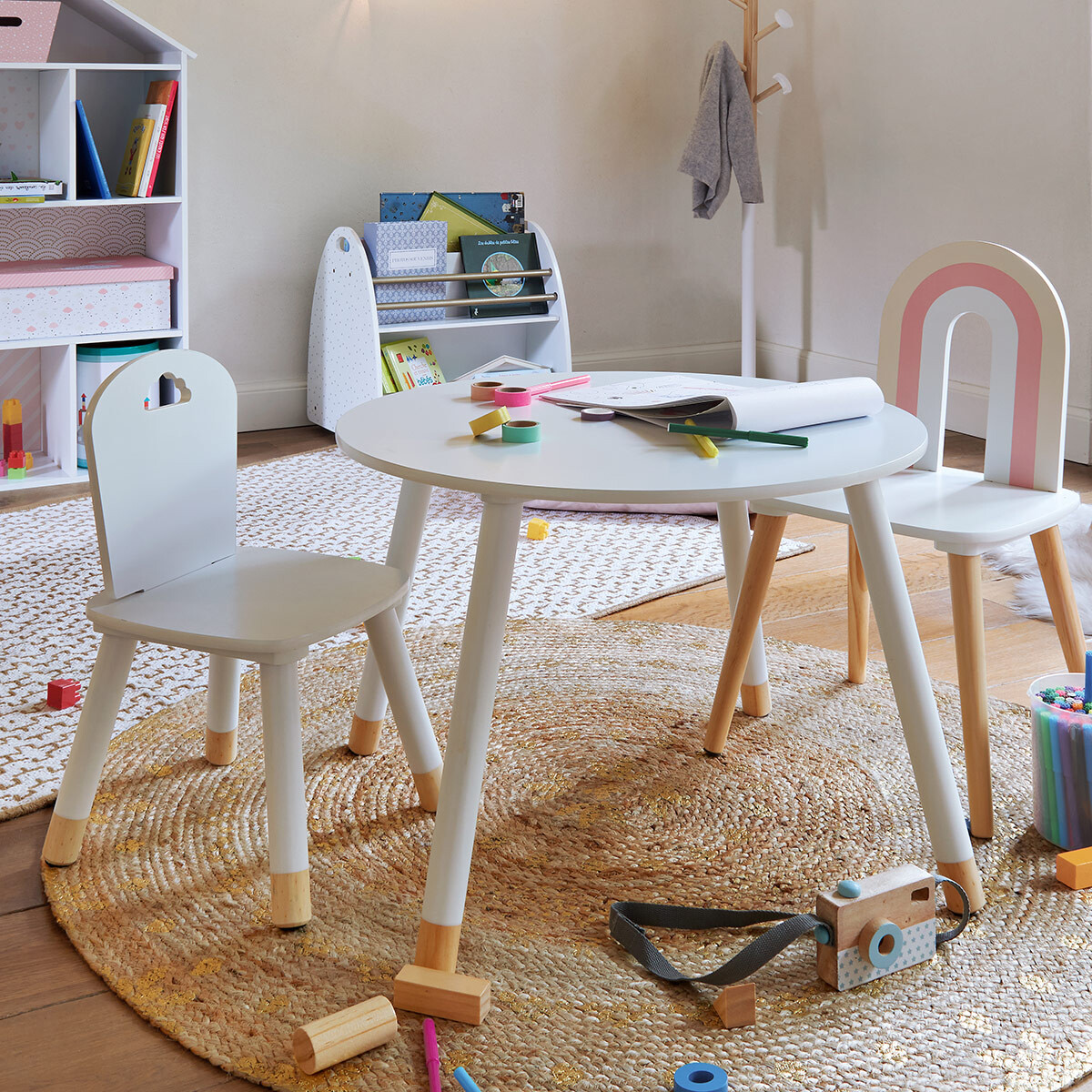 Table De Chevet Enfant Atmosphera Paris Prix - Design Douceur Fleur Rose, Dimensions 35,5x33x40 Cm - En MDF, à Monter Soi-même