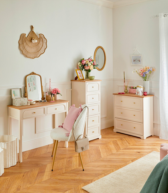 DESK 680x780-1