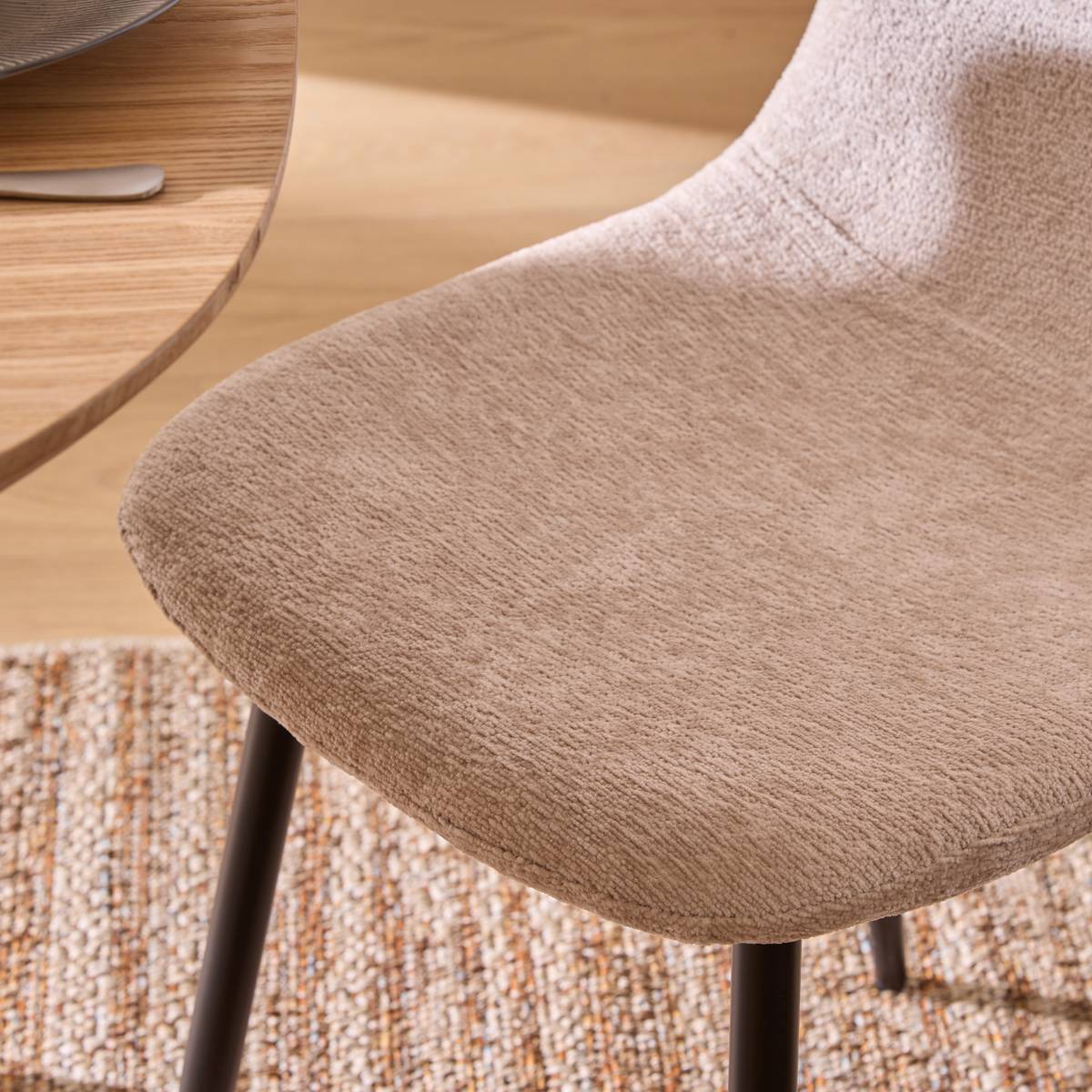 Sedia "Tyka" Beige Beige / noir