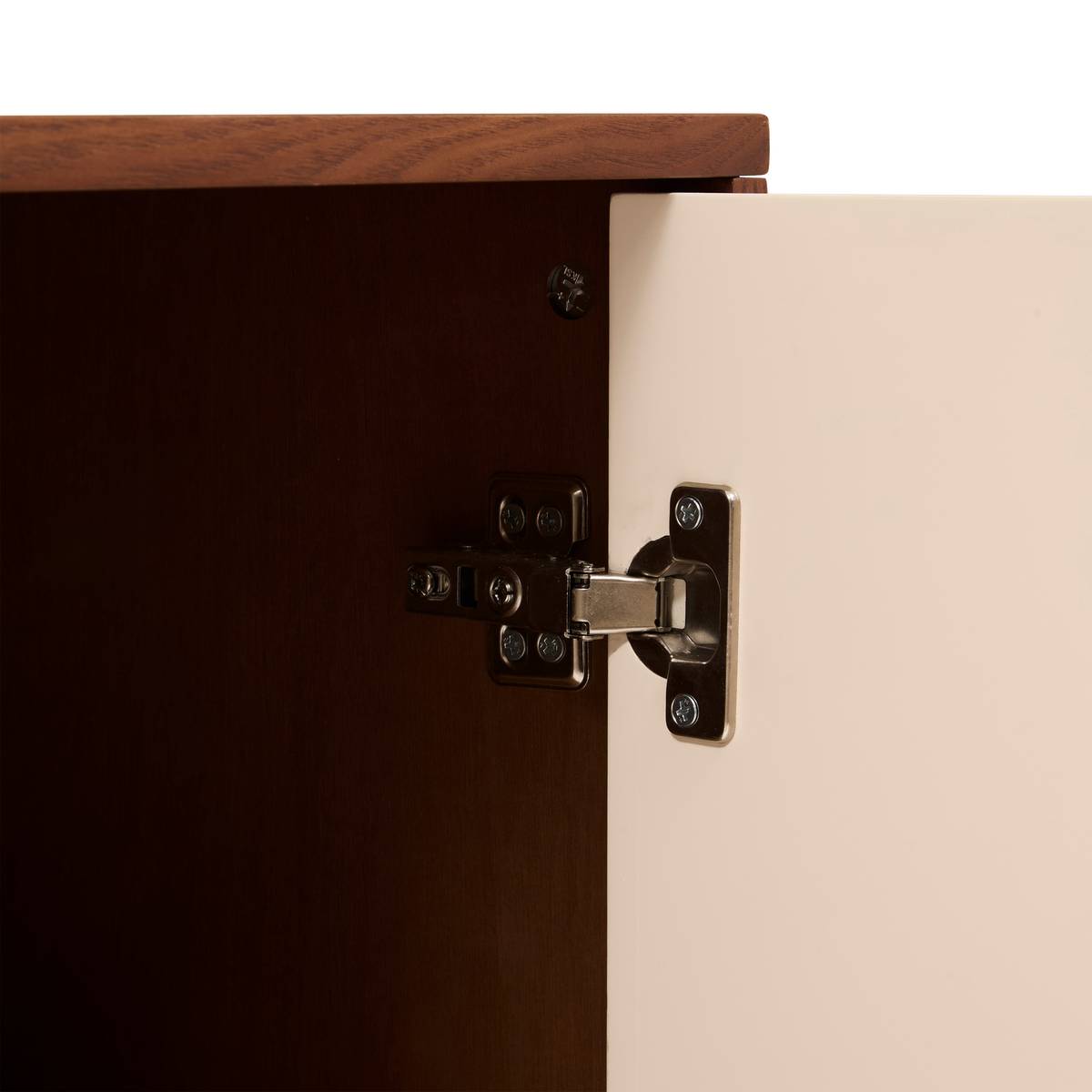 Credenza 3 ante 6 ripiani "Jilani"