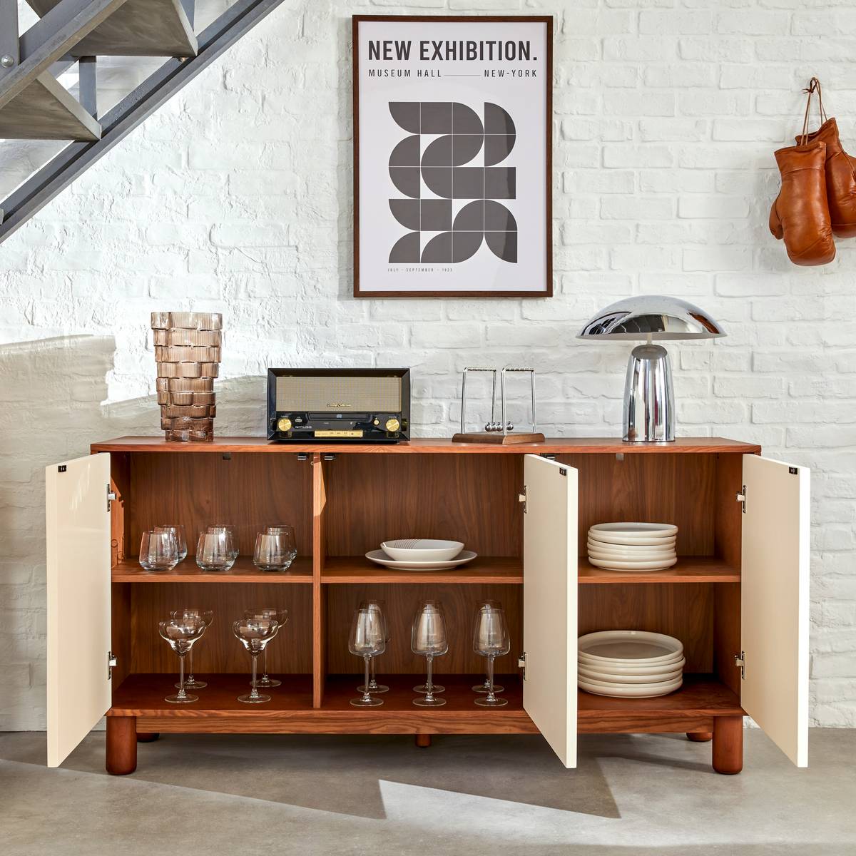 Credenza 3 ante 6 ripiani "Jilani"