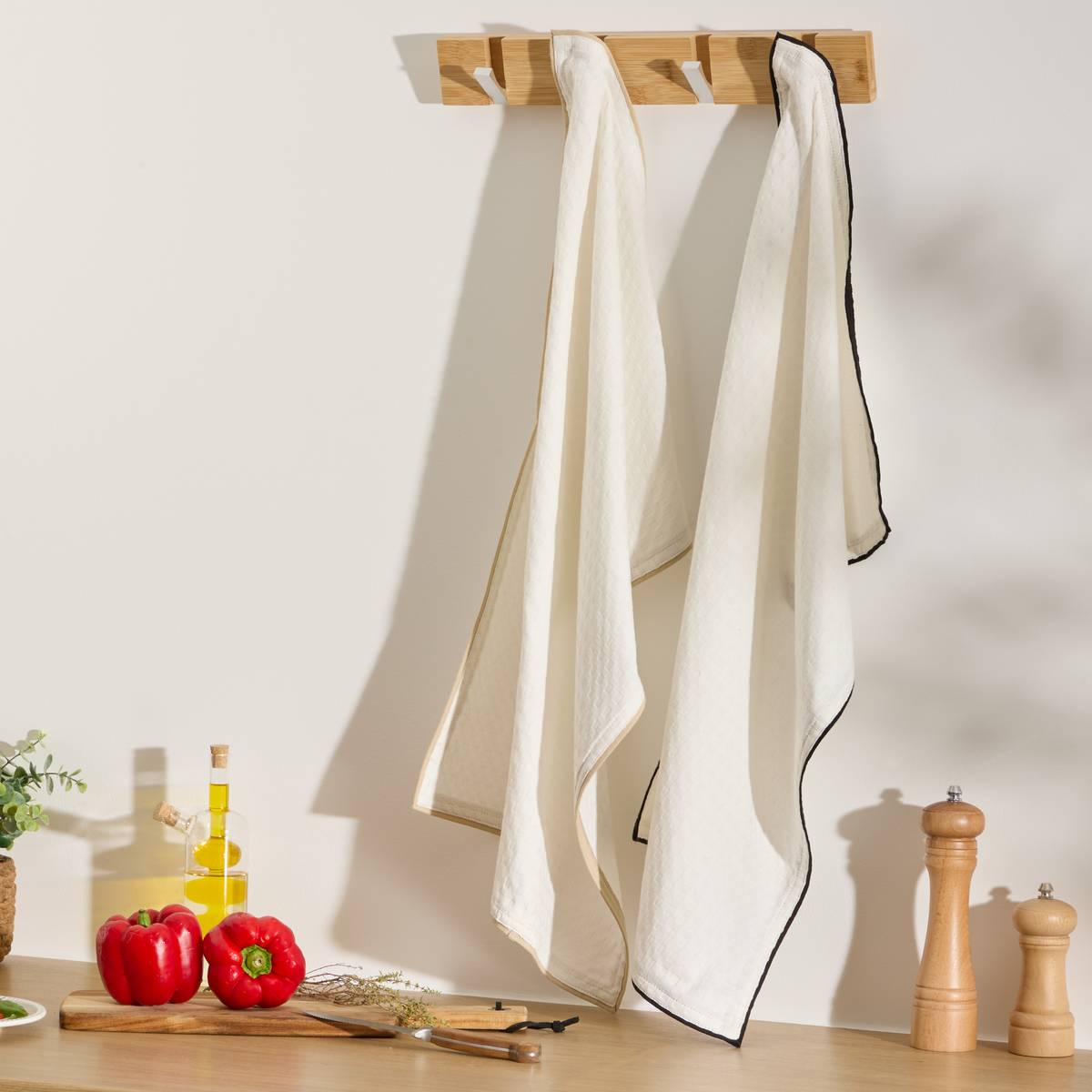 Set di 2 strofinacci "Waffle" Bianco, 190 g/m2, 70x45 cm Bianco