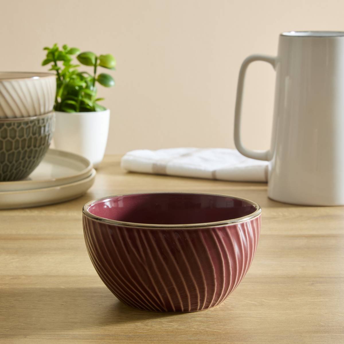 Ciotola "Ella" 650 ml, Terracotta, Rosso granato Rosso granato