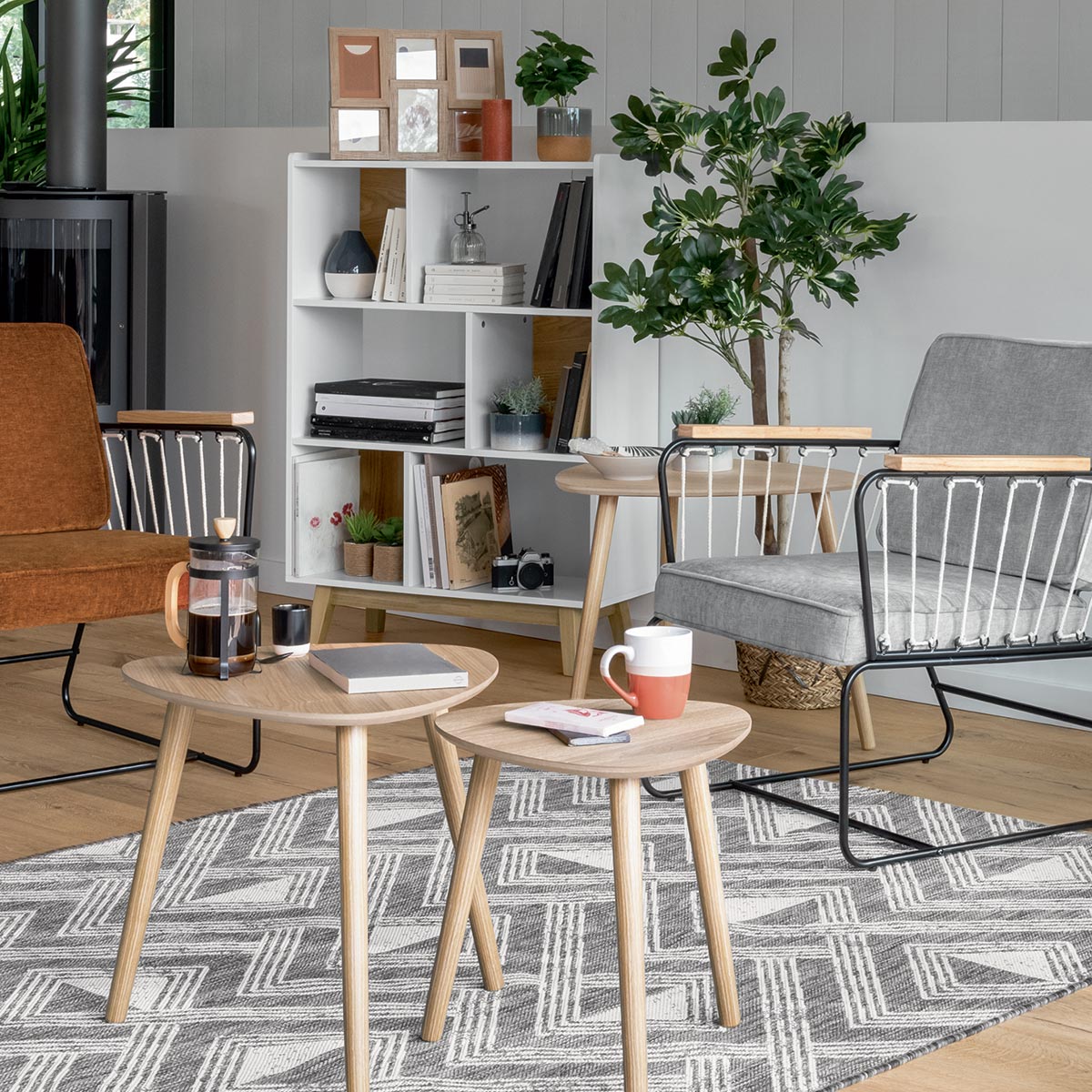 Tavolini impilabili "Mileo" L.39/47/60 cm Beige