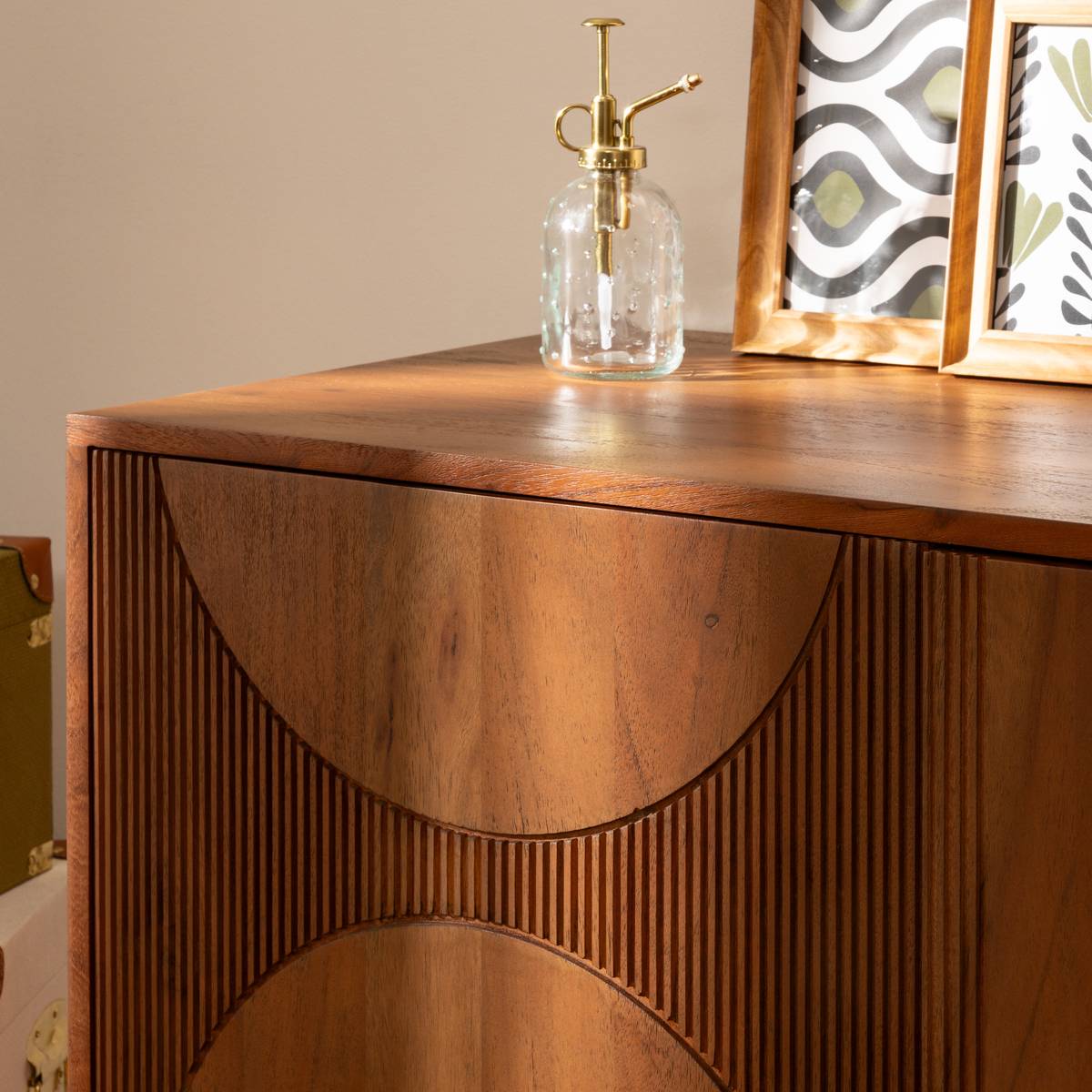 Credenza a 3 ante "Nanda" Acacia, Marrone, 150x90,5 cm Marrone